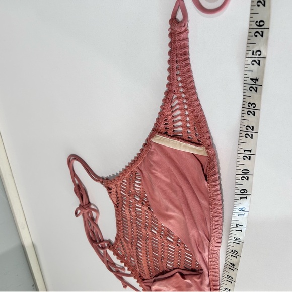 Robin Piccone Dusty Pink Crochet Bandeau - Picture 5 of 16